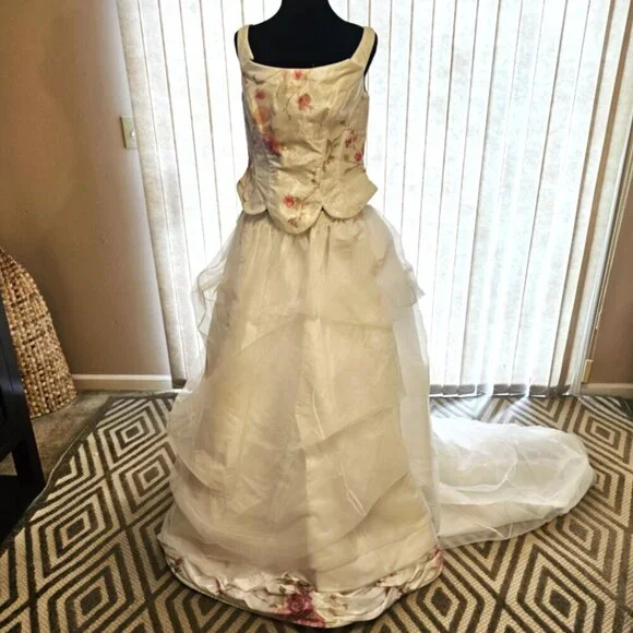2pc Floral Wedding Dress Size 10 - Picture 2 of 9